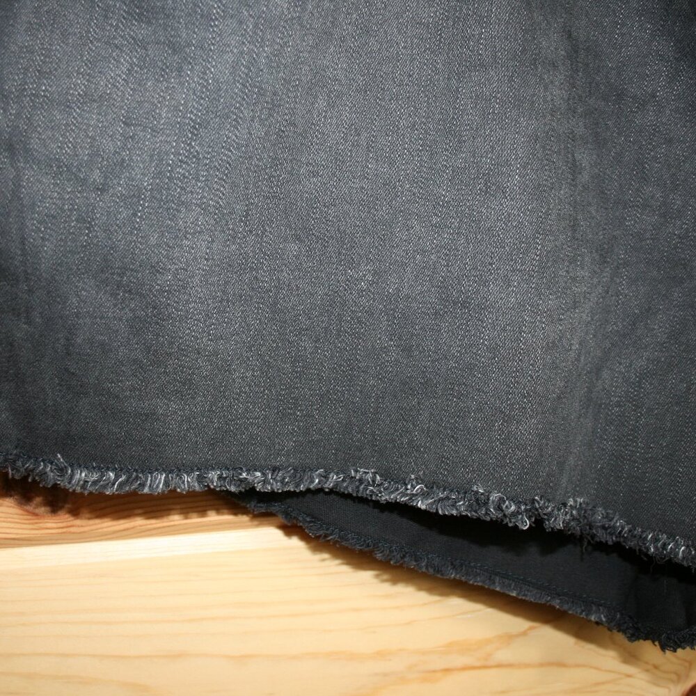 NWTS Torrid 3.5 Inch Vintage Stretch Mid-Rise Shorts - Black Size 28 - Picture 3 of 6